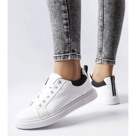 Schwarz-weiße Sneaker mit Prägung von Dreux 1