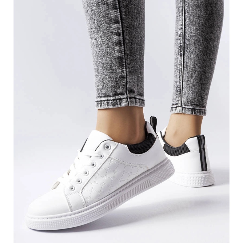 Schwarz-weiße Sneaker mit Prägung von Dreux 1