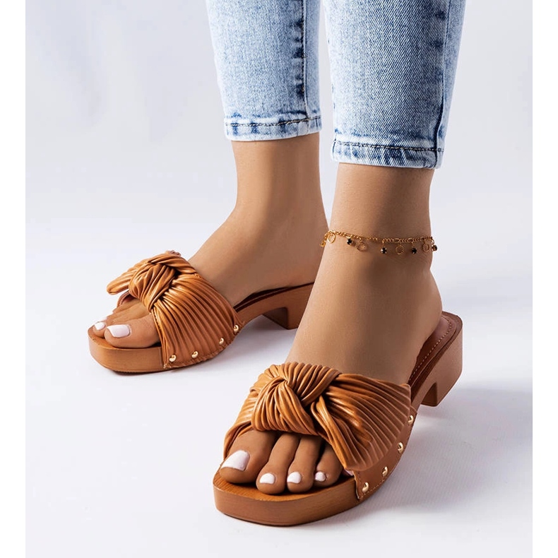 Braune Rochefort-Slider mit niedrigem Absatz 1