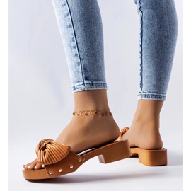 Braune Rochefort-Slider mit niedrigem Absatz 2