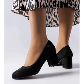 Schwarze elegante Pumps von Picard 1