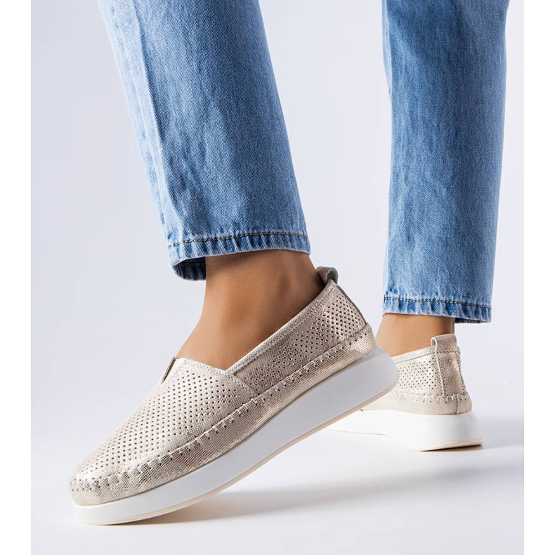 Noruega goldene durchbrochene Schuhe 1