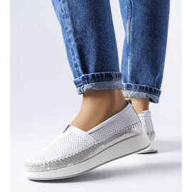 Graue durchbrochene Schuhe von Noruega 1