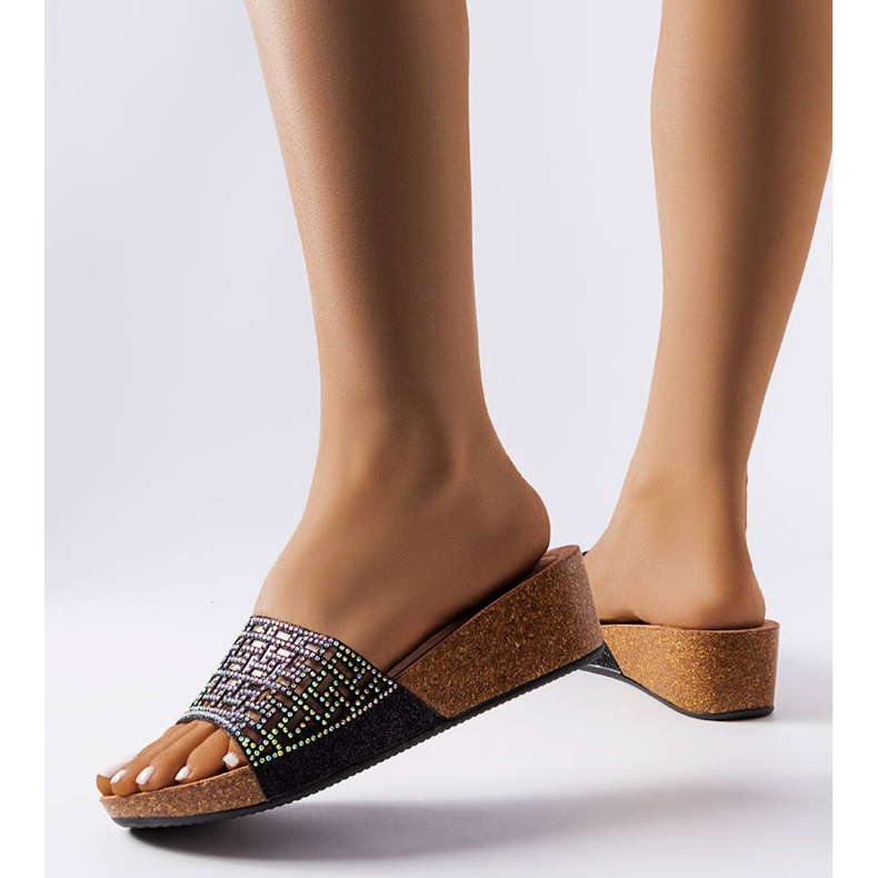 Schwarze Keilsandaletten von Elitha 1