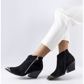 Schwarze Cowboystiefel mit Metallkappe von Vergne 1