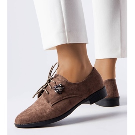 Braune Brogues mit Zirkonapplikation von Carignan 1