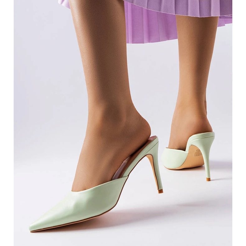 Grüne Slider an der Drainer-Ferse 1