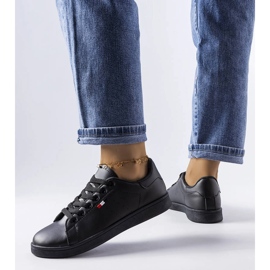 Mothé-Sneakers aus schwarzem Kunstleder 1