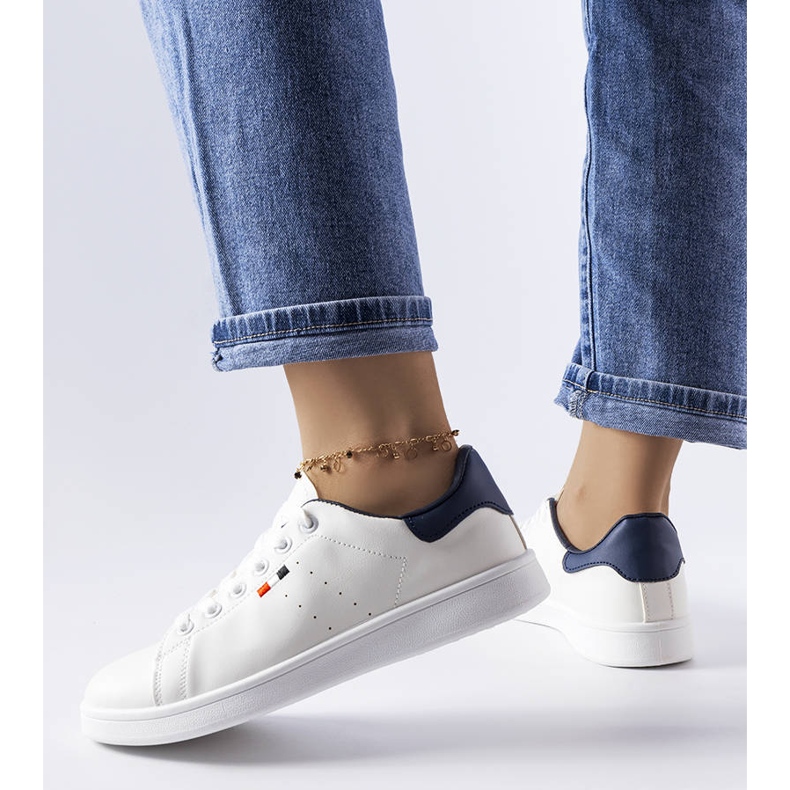 Mothé-Sneakers aus weißem Kunstleder 1