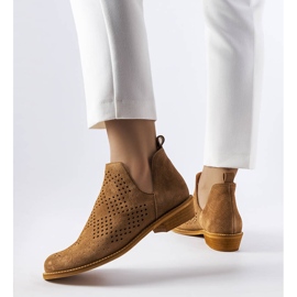 Karamellfarbene durchbrochene Lederstiefel Karino braun 1