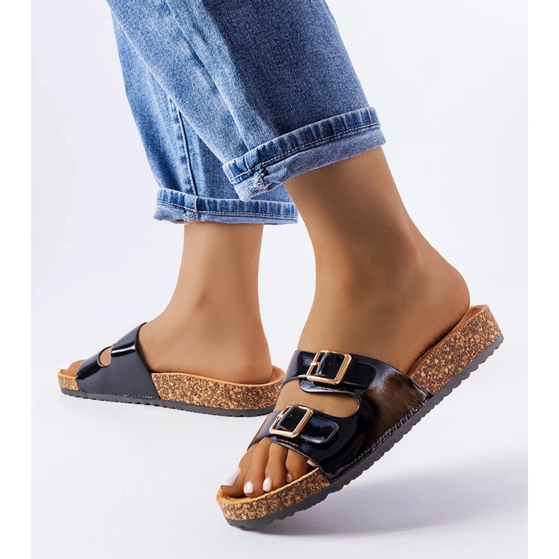 Schwarze Pantoletten mit Korksohle von Cincinna 2