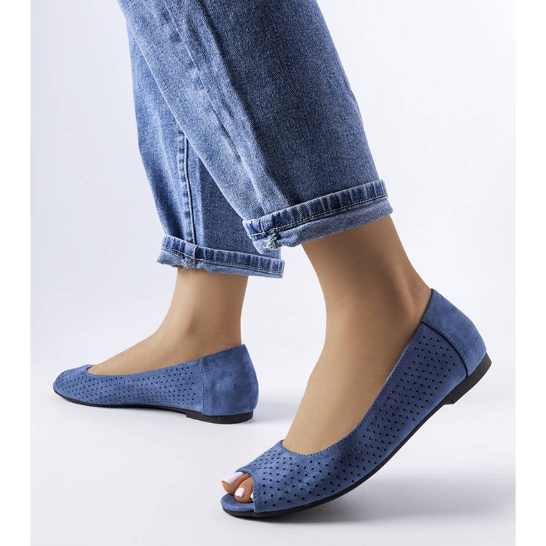 Marineblaue, durchbrochene Ballerinas von Agate 1