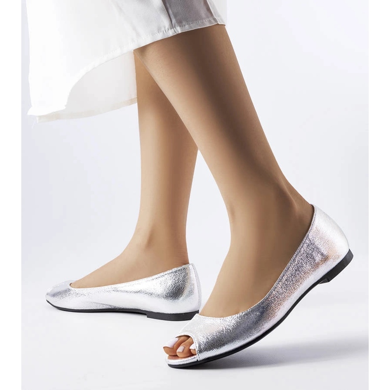 Ballerinas in Silbermetallic von Trieux 1