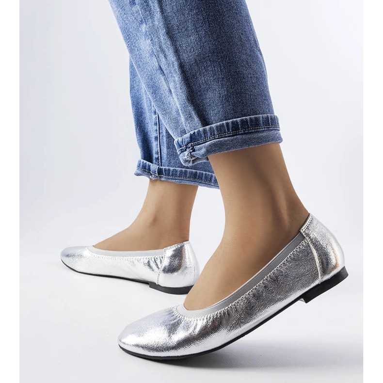 Ballerinas in Silbermetallic von Benson 1