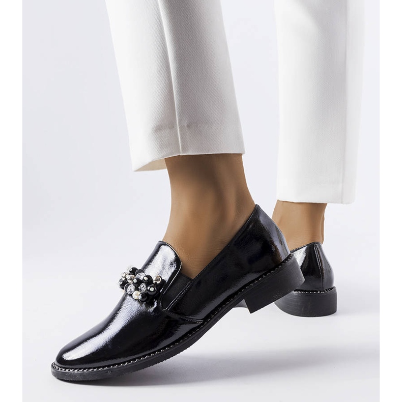 BM Schwarz lackierte Schuhe mit Kristallen von Bonne 1