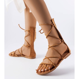 Hochgeschnürte Heliport-Sandalen in Braun 1