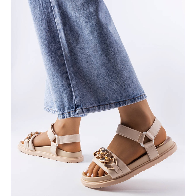 Beige Sportsandalen mit Kette von Machesney 1