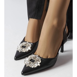 Schwarze Moïse-Pumps mit Strasssteinen 2