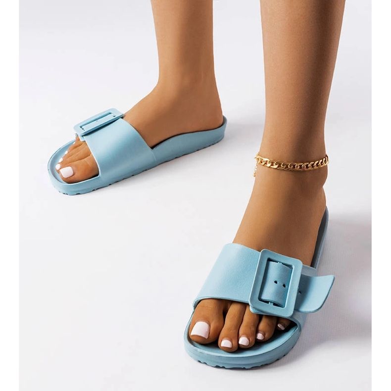 Blaue Gummi-Slider mit Schnalle von Nelm 1