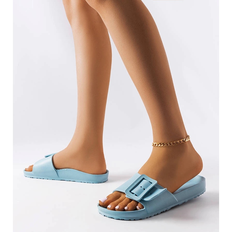 Blaue Gummi-Slider mit Schnalle von Nelm 2