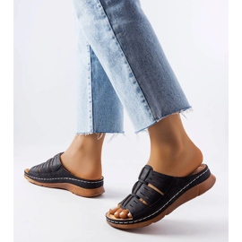 Schwarze Keilsandaletten aus Jersey 1