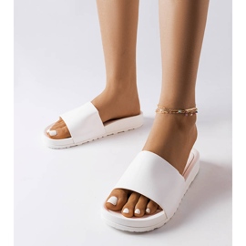 Inna Weiße Gummipantoletten von Sabourin 1