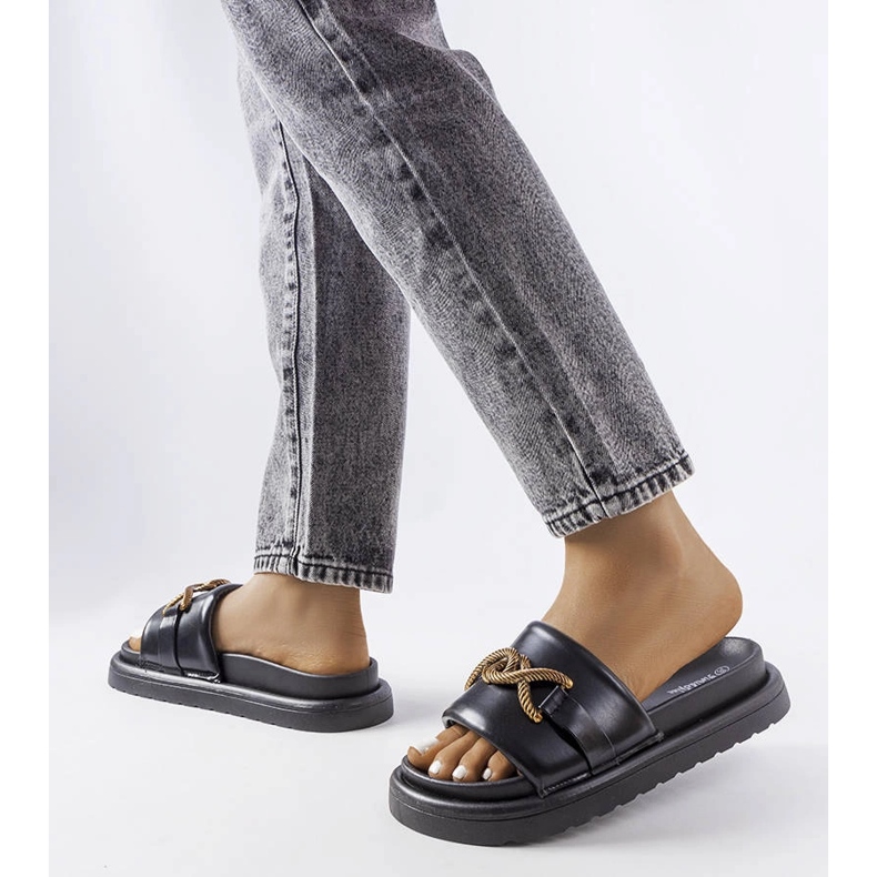 Schwarze Plateausandalen von Frédérique 2