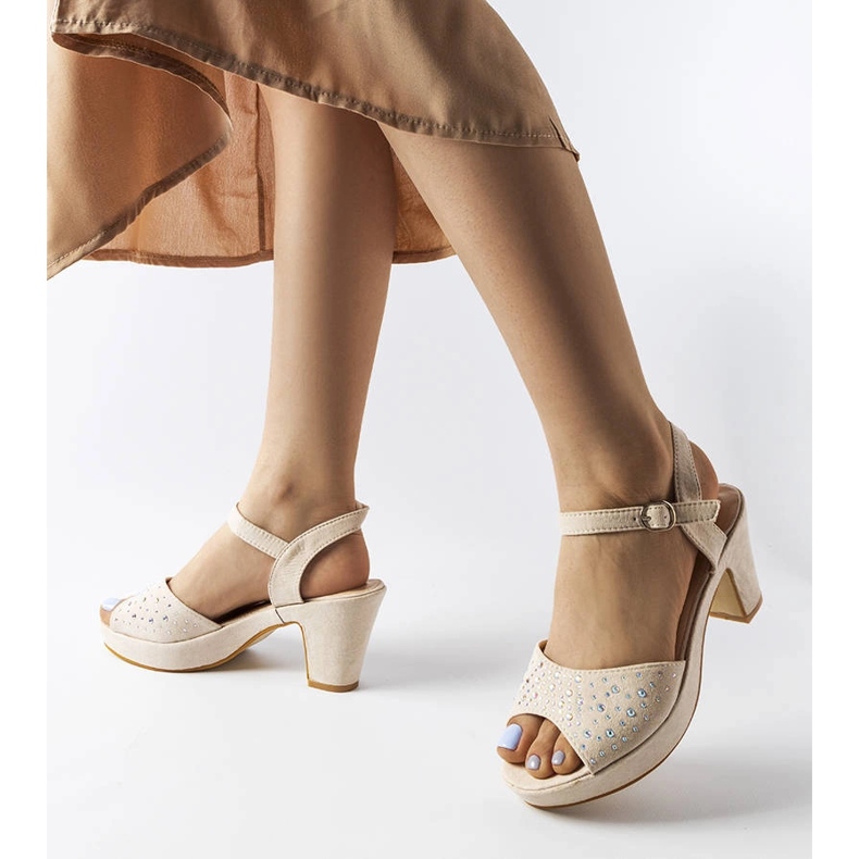 Beige Blocksandalen von Beltane 2