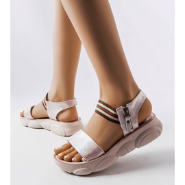 Rosafarbene Sportsandalen in Metallic-Optik von Parsip 1