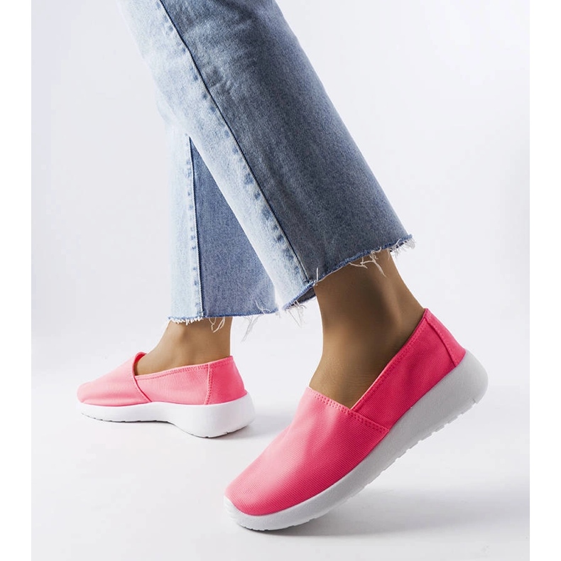 Inna Rosa Slip-On-Sneaker von Winding 1