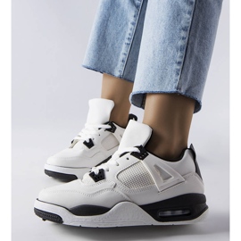 Weiße Sneaker aus Malas kombinierten Materialien 1