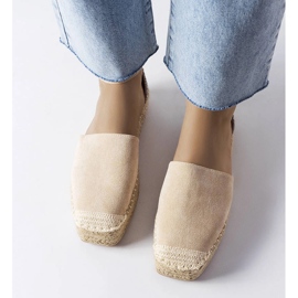 Beigefarbene Espadrilles mit Glitzereinsatz von Myasia 1