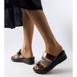 Lolis graue, glänzende Hausschuhe schwarz 1