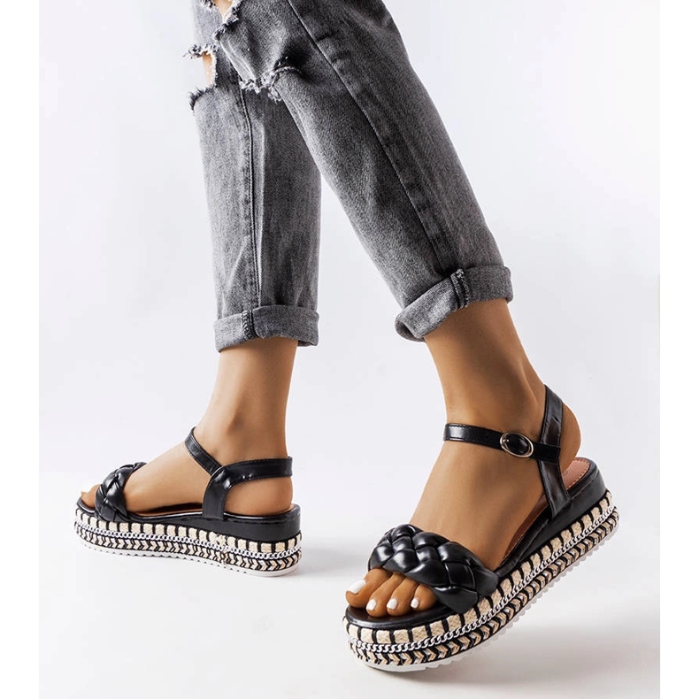 Schwarze Plateausandalen von Katrin 1