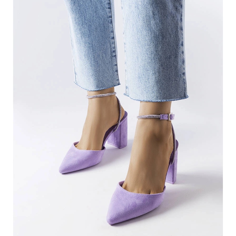 Lila Pumps von Stella 1
