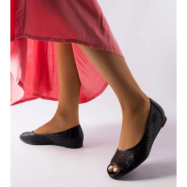 Schwarze durchbrochene Ballerinas von Lafond 1