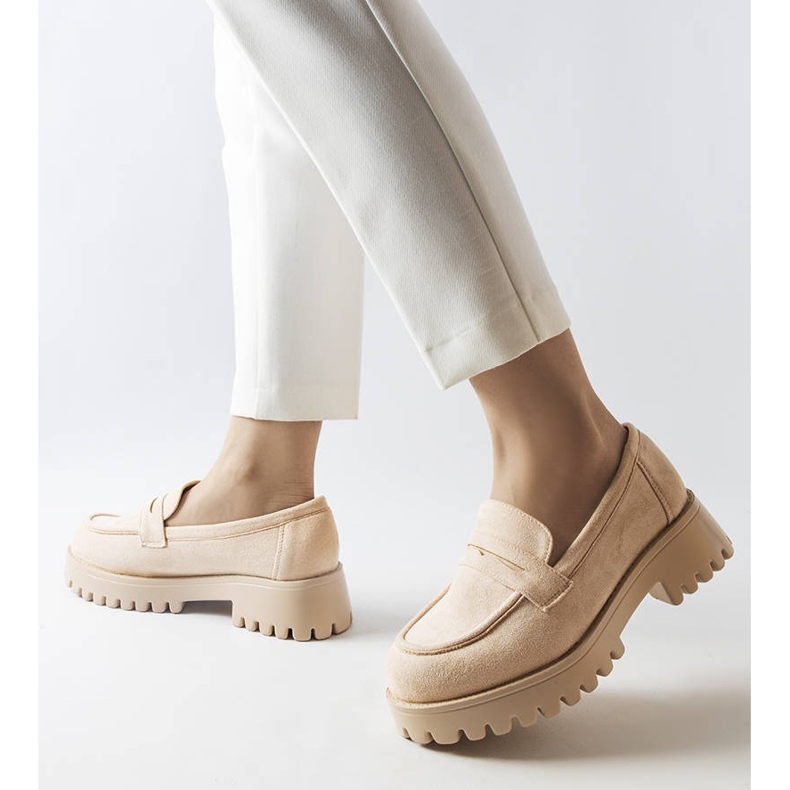 Inna Beigefarbene Öko-Wildlederschuhe von Dina 2