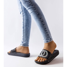 Schwarze, mit Strasssteinen verzierte Pantoletten von Glendale 2