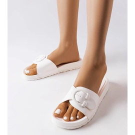 Inna Weiße Slider mit Schnalle von Généreux 1