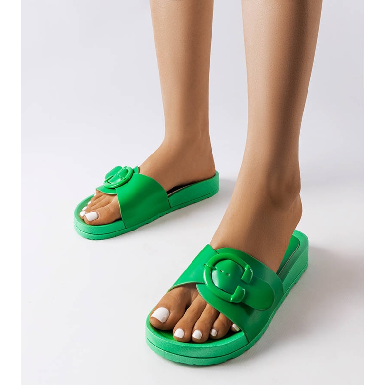 Inna Grüne Pantoletten mit Schnalle von Généreux 1
