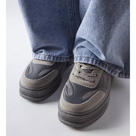 Graue Plateau-Sneaker von Fabienne 2