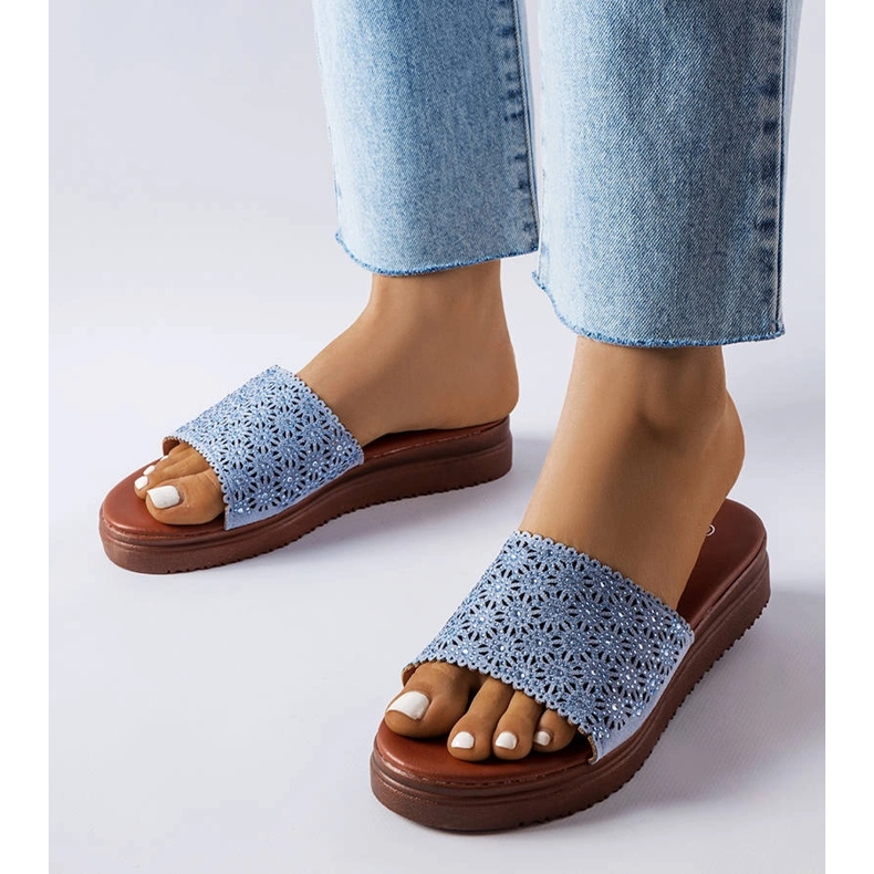 Blaue durchbrochene Schieber mit Zirkonen aus Irvine 1