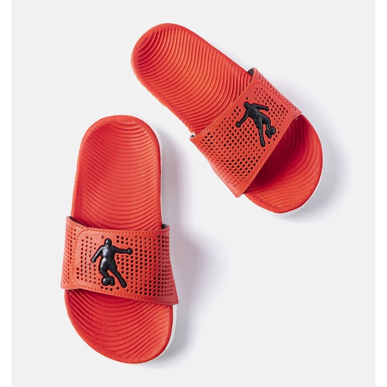 Rot-weiße Gummipantoffeln aus Athen 1