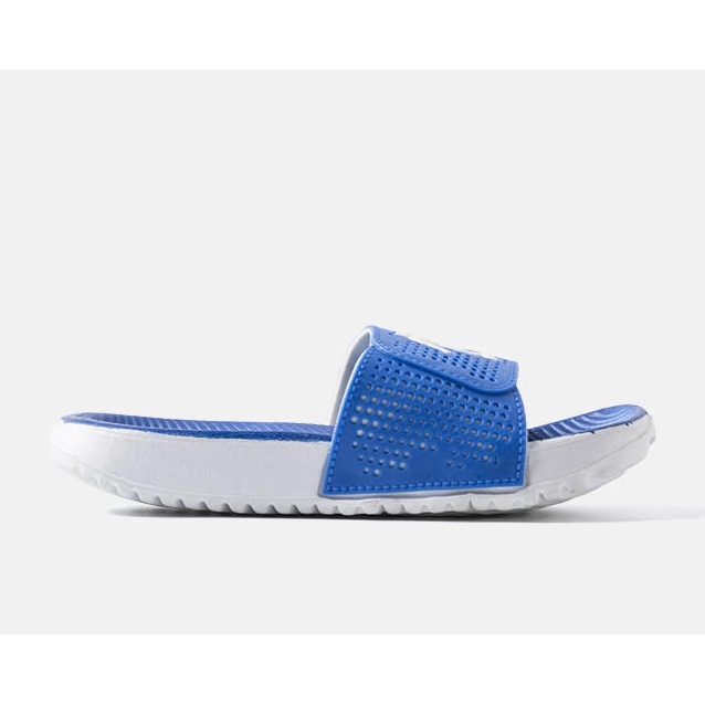 Weiße und blaue Hausschuhe aus Athen 1