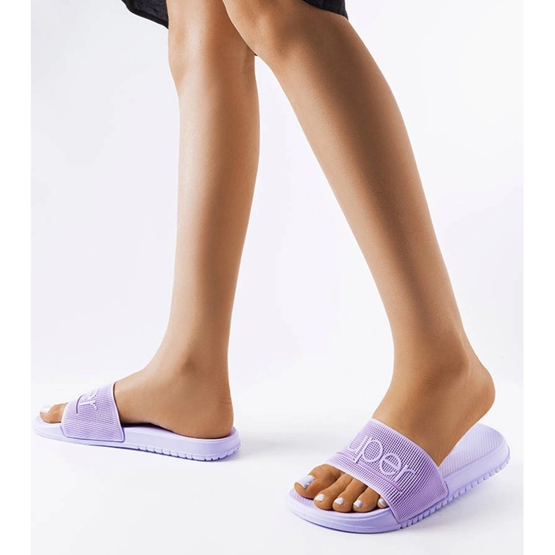 Lila Gummipantoffeln von Azelio violett 1