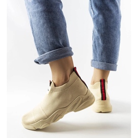 Beigefarbene Slip-On-Sneaker von Greco 2