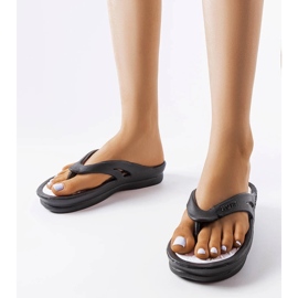 Isla schwarze leichte Flip-Flops 1