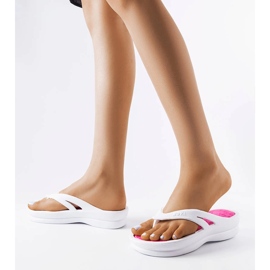 Isla hellweiße Flip-Flops 2