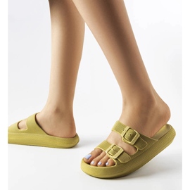 Grüne Gummipantoffeln mit Schnallen von Padova 1