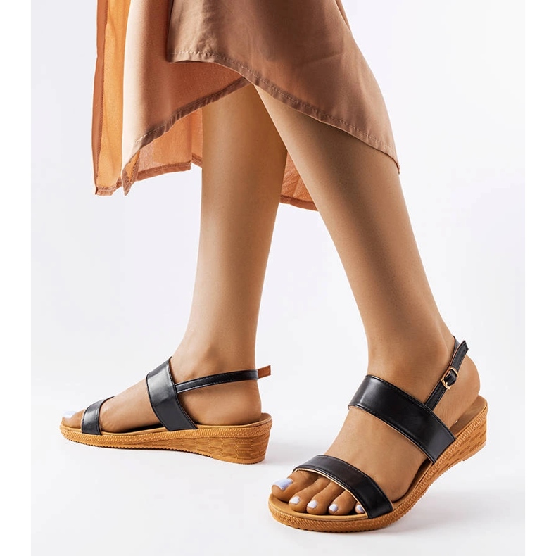 Schwarze Keilsandaletten von Grottazzolina 1